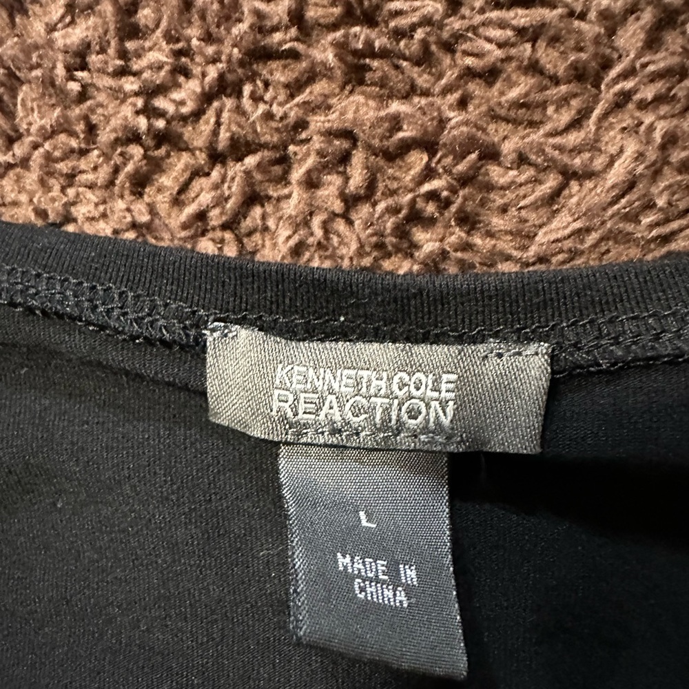 Kenneth Cole Reaction Black Women's Top - Picture 5 of 5